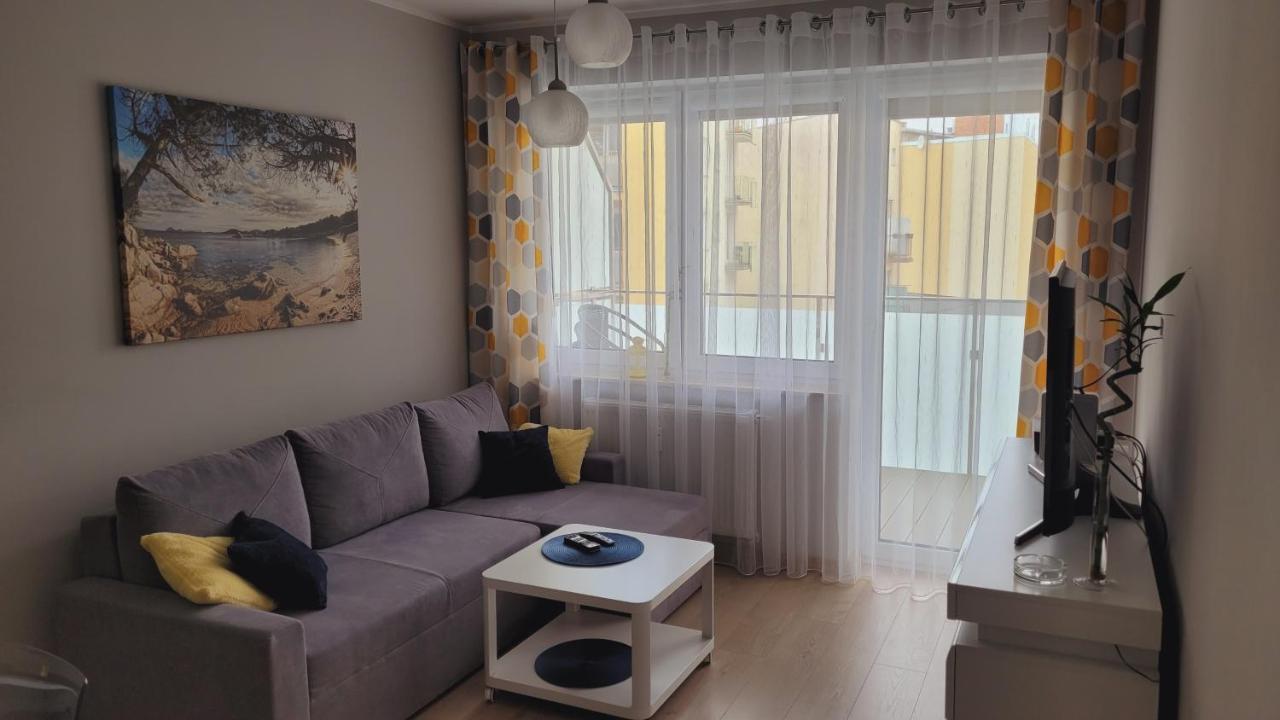 Apartament Miodowy Dom 코워브제크 외부 사진