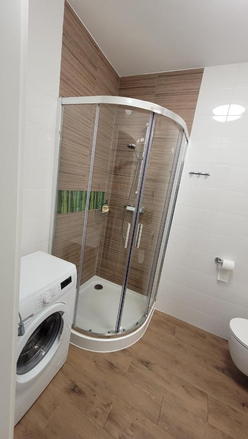 Apartament Miodowy Dom 코워브제크 외부 사진