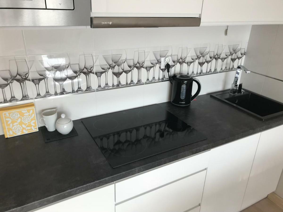 Apartament Miodowy Dom 코워브제크 외부 사진